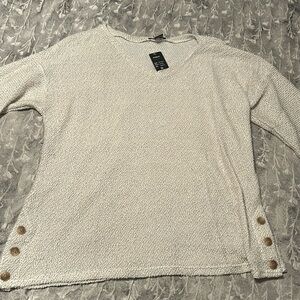 3/4 sleeve casual dress shirt.